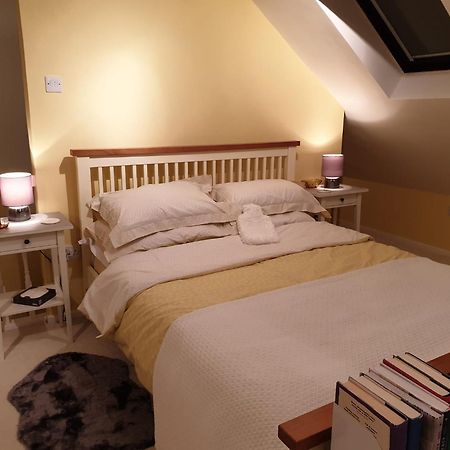 The Old Cornstore A Beautiful Suite Overlooking The Sea Drummore Exteriör bild