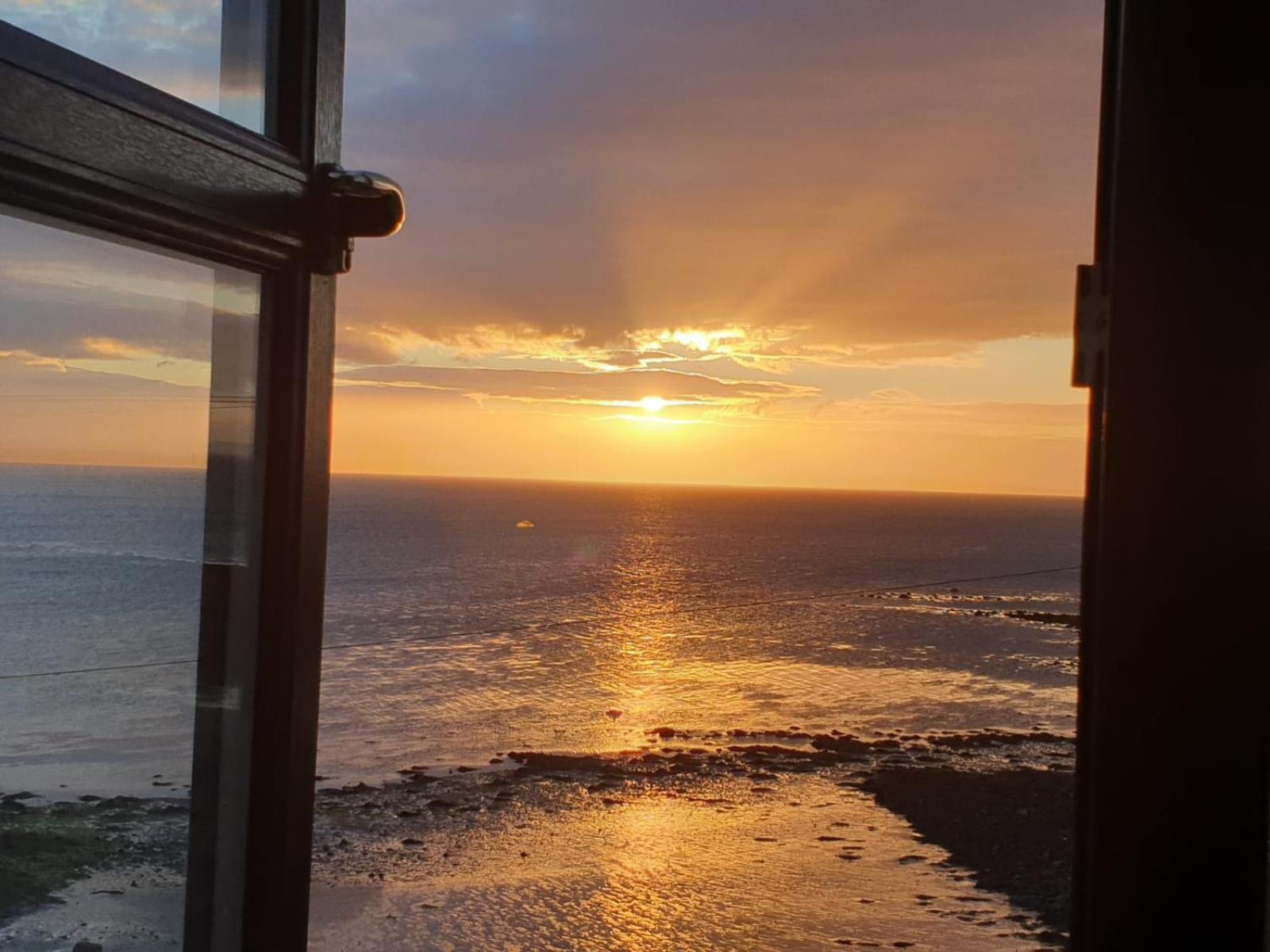 The Old Cornstore A Beautiful Suite Overlooking The Sea Drummore Exteriör bild