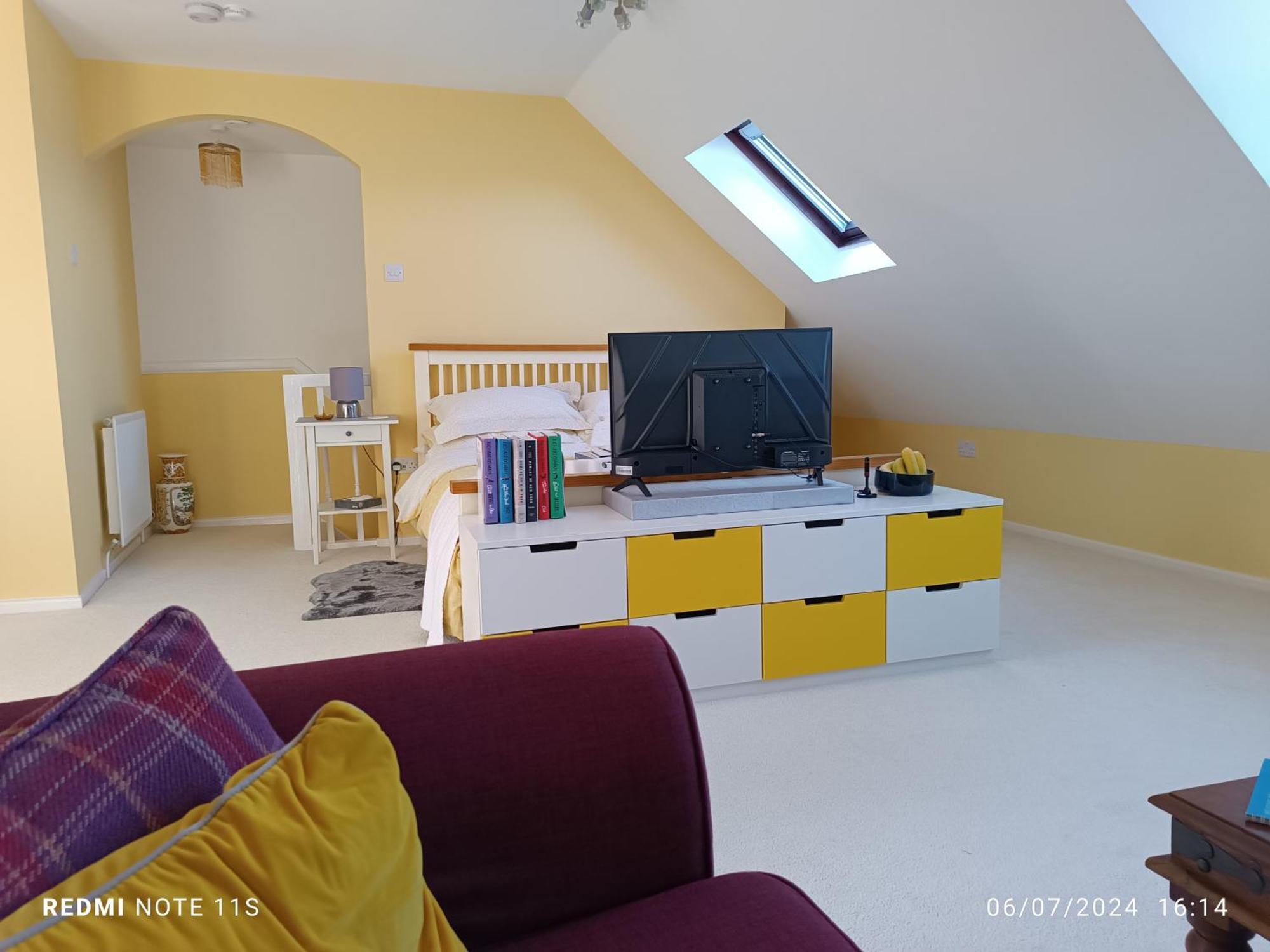The Old Cornstore A Beautiful Suite Overlooking The Sea Drummore Exteriör bild