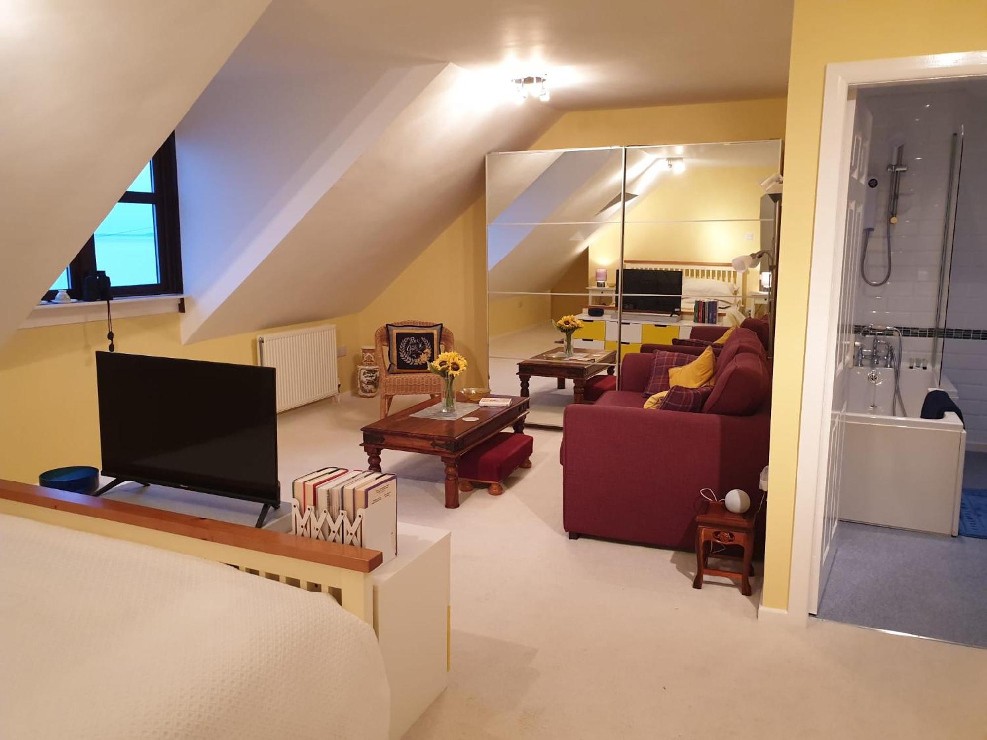 The Old Cornstore A Beautiful Suite Overlooking The Sea Drummore Exteriör bild